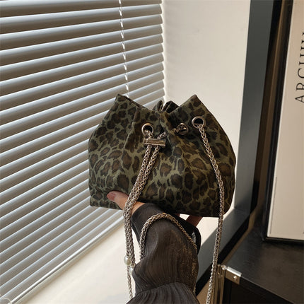 Internet Popular Leopard Print Small Bag 2024 Popular New Women's Bag Niche Design Chain Crossbody Bag Mini Drawstring Bucket Bag
