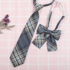 Sun Haiga (tie collar flower)