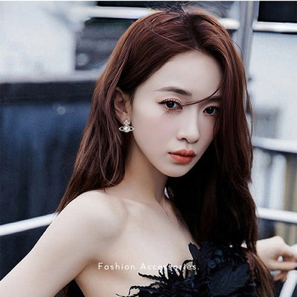 Golden Saturn Niche Design Earrings with a Light Luxury and High-End Feel, Unique and Stylish Earrings, 2025 New Popular Ear Accessories