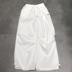 White / M