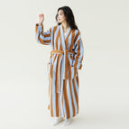 Light brown velvet robe / M