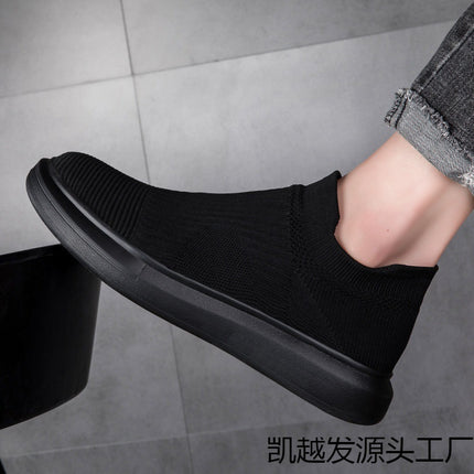 Spring and Summer New Foreign Trade Outdoor Men's Shoes Low-top Foot Light Hosiery Shoes Ultra-light Sports Running Cross-border Men's Shoes