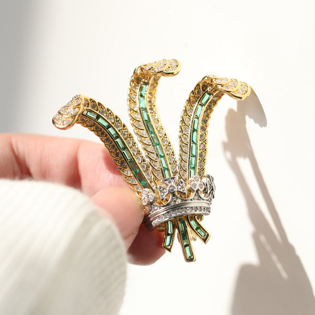 Western European-Style Vintage Jewelry, Duchess of Windsor Feather Iris Flower Full Diamond Crown Brooch