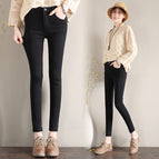 Black (trousers) / 25