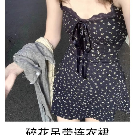 Blue Purple Floral Sling dress Women's Summer 2025 New Arrival Short Short Skirt with Short Waist and Super Fire Sweet Style