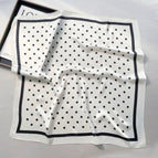 Polka dot girl / 65
