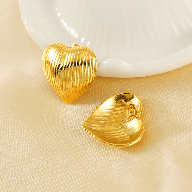 Cross-border European and American Elegant Stainless Steel Earrings for Women Plated 18K Gold Light Luxury Niche Design High-grade Titanium Steel Earrings