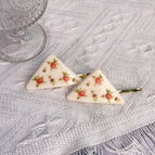 Cream apricot triangular hairpin (single)