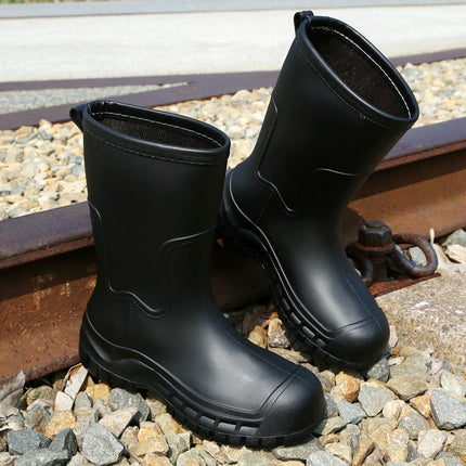 New Style Women's Rain Boots, Mid-Calf, Thickened, Wear-Resistant, Non-Slip, Trendy Rubber Shoes for Outdoor Camping and Hiking, Waterproof Women's Rain Boots