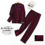 Male—red and blue—large grid / M