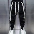 Black / M