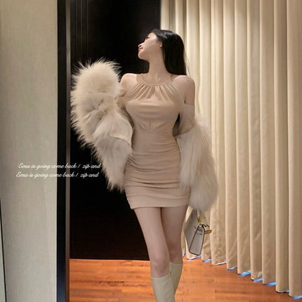 Halter Off-the-shoulder dress women's spring 2024 new pure hot girl sexy figure beautiful sheath short skirt