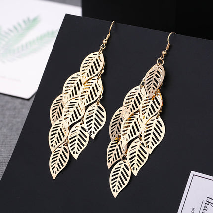 European and American Style Simple Elegant Metal Wind Ring Earrings Retro Exaggerated Irregular Electroplating High-grade Earrings for Women
