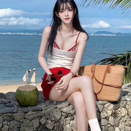 Women's Swimsuit 2025 Popular High-End One-Piece Bikini, Beautiful Little Person's Atmosphere, Pure Desire Split Conservative
