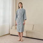 1901 light green [female] / M