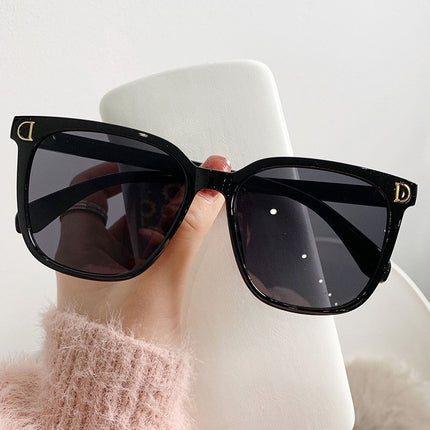 2025 Fashionable Korean Style D-Shaped Sunglasses, High-End Xiaohongshu Internet Celebrity Street Sun Protection Square Frame Gradient Sunglasses