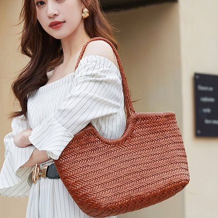 Leather Woven Tote Bag / Sac Tressé Cuir Femme