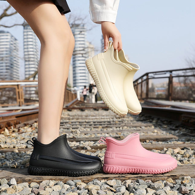 New Japanese Style Simple Short Rain Boots Women's Summer Waterproof Non-Slip Rain Boots Thick Bottom Cyber Popular Fashion Wear-Resistant Rubber Shoes Water Boots