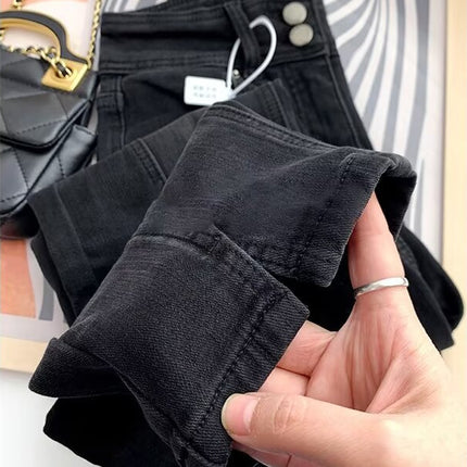 Autumn and Winter New fleece-lined Pear-shaped Body Pants Women's plus size High Waist Slimming Skinny Foot Straight Pipe Fashionable Jeans