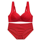 Red suit / 44/100