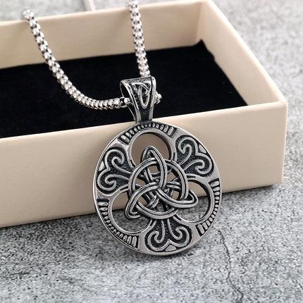 European and American Retro Stainless Steel Pendant Suitable for Men and Women, Single-Sided Celtic Knot Necklace