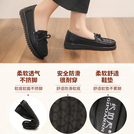 Mom's Shoes for Spring and Autumn, Non-Slip Soft-Soled Flats, 2026 New Style for Middle-Aged and Elderly Women, Comfortable and Not Tiring for the Feet, Middle-Aged Leather Shoes