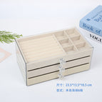 Beige three-layer sponge 6 grids