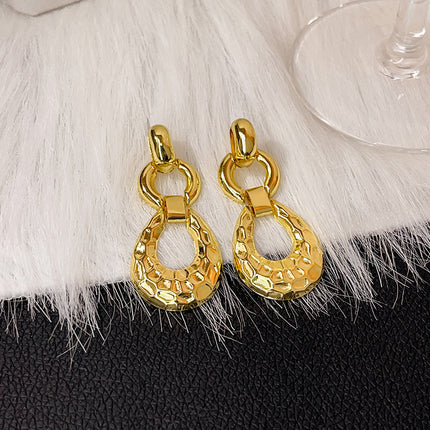 European and American Style Simple Elegant Metal Wind Ring Earrings Retro Exaggerated Irregular Electroplating High-grade Earrings for Women