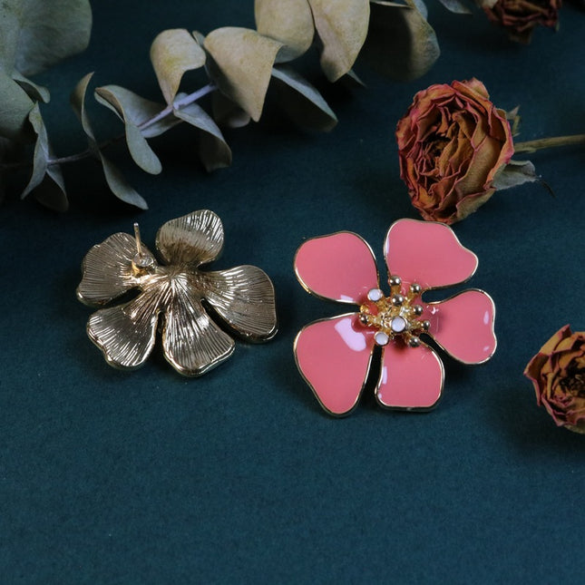 Foreign Trade Hot French Retro Earrings Niche Design Fresh Flower Enamel Earrings Qingdao Middle Ancient Jewelry