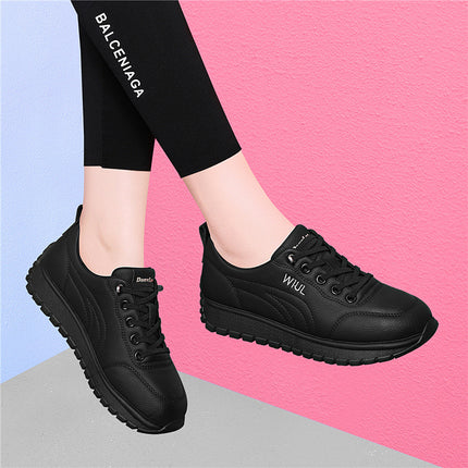 sneaker Casual Shoes Women's 2025 New Spring Middle-aged Mother Shoes Leather Soft Sole Women's Slip-on Shoes