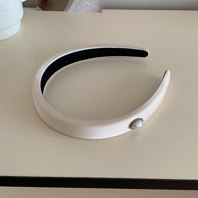 French Elegant Pearl Satin Hair Band Retro New Refined High-end Hepburn Style Elegant Simple Hair Stamp Hair Accessories