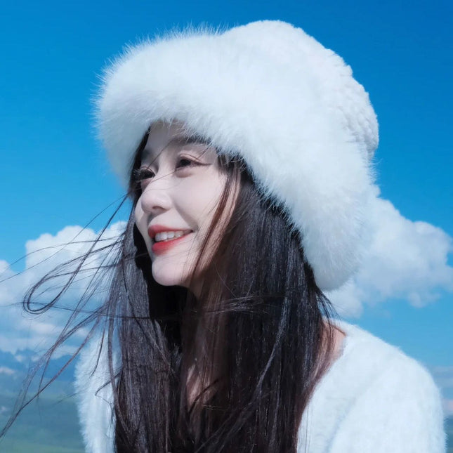 Plush landlord hat women's autumn and winter new cold-proof warm hat northeast basin hat ear cap face small fisherman hat tide