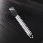 Plastic head onion cutter