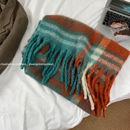 Soft glutinous green plaid scarf women's winter high-grade versatile Korean style warm thickened scarf shawl dual-use couple