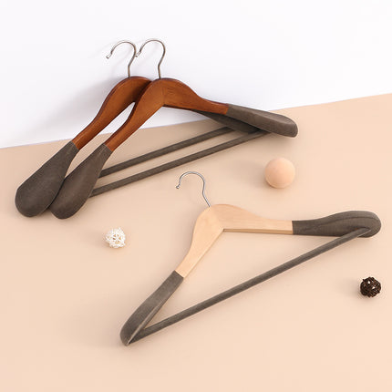 Wooden Suit Hanger / Cintre Bois Costume