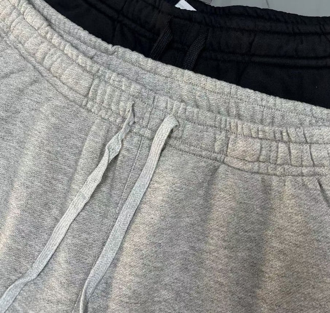 92/ 22045 Casual Breathable Sports Shorts