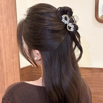 2025 New Style Hair Claw Clip for Women, Large Size for Thick Hair, Hairpin for the Back of the Head, Shark Clip, Versatile Heart-Shaped Hair Accessory