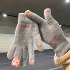 6#A pair of gray panda