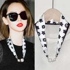 25-Five-pointed star with black edge (Diamond silk scarf)