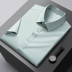 Green / M