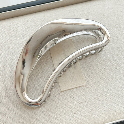 Unusual ~ ins high-grade silver gray design metal hairpin female head cold wind shark clip large grip clip