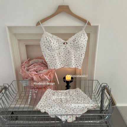 Beautiful sexy hot girl floral lace strap jumpsuit women's early spring design feeling slim base top