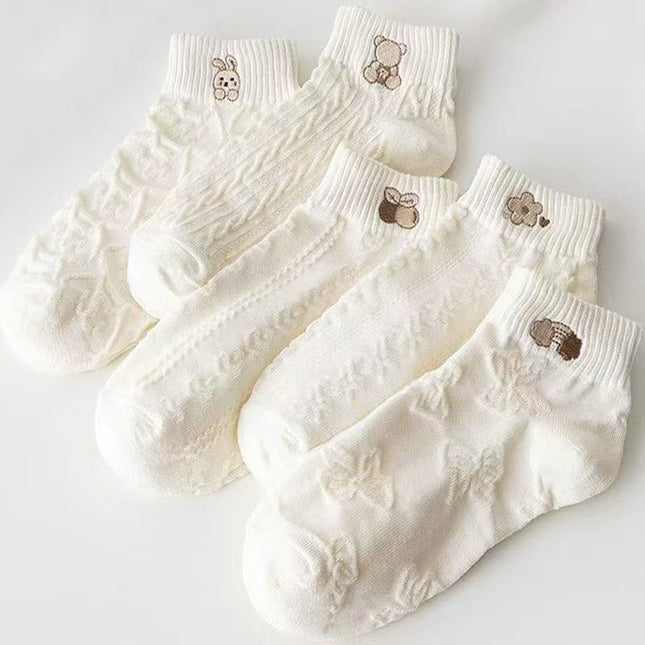 Women's Socks, Spring and Autumn Thin Style, Summer Breathable Short Socks for Girls, Sweat-Absorbent White Socks, Casual Versatile Socks from Zhuji