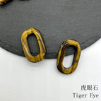 38*23mm / A tiger eye stone