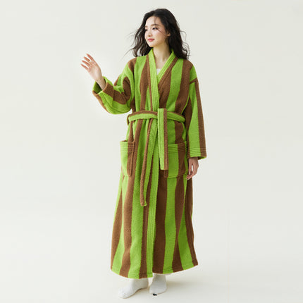 In-Stock Autumn and Winter New Coral Fleece Thickened Beautiful Fleece Men's and Women's Bathrobes, Extra-Long Bathrobes, Couple's Pajamas, Anti-Static