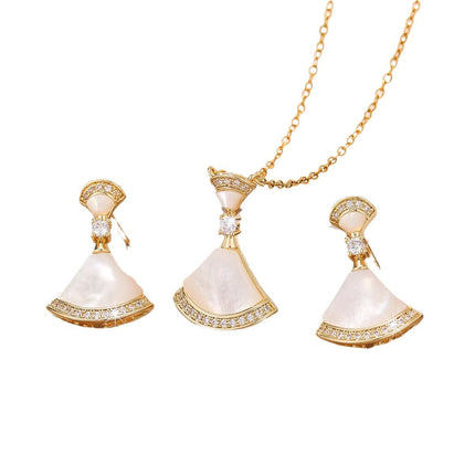 European and American style high version Tanabata small skirt necklace earrings live supply clavicle chain fan-shaped white fritillary suit