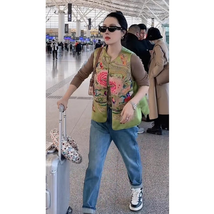 2024 Early Spring New Style Small New Chinoiserie Retro National Style Old Money Tang Suit Green Buckle Vest Women's Work Clothing