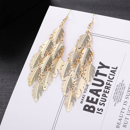 European and American Style Simple Elegant Metal Wind Ring Earrings Retro Exaggerated Irregular Electroplating High-grade Earrings for Women