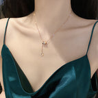 Rose gold small waist necklace
