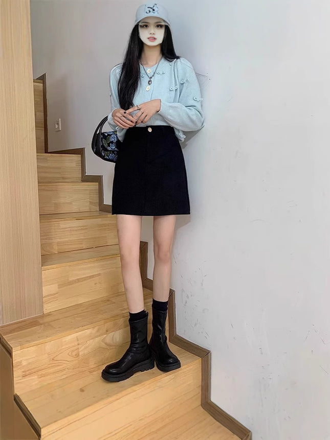 Black Corduroy Skirt Women's Autumn and Winter 2024 New High Waist A- Line Skirt Small Vintage Hip Skirt